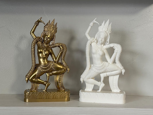 Traditional Cambodian Apsara Dancer Statue — photo 1